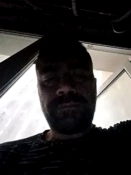 Snapshot of kevgir08 chatting on October 7, 8:57 pm kevgir08 online show from October 7, 8:57 pm