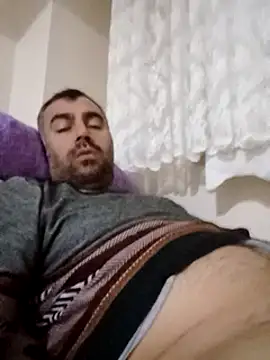 Snapshot of kevgir08 chatting on February 11, 9:53 am kevgir08 online show from February 11, 9:53 am