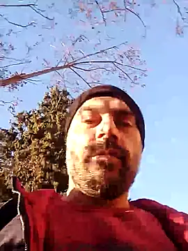 Snapshot of kevgir08 chatting on December 17, 1:49 pm kevgir08 online show from December 17, 1:49 pm