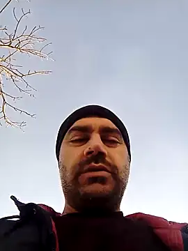 Snapshot of kevgir08 chatting on December 6, 1:44 pm kevgir08 online show from December 6, 1:44 pm