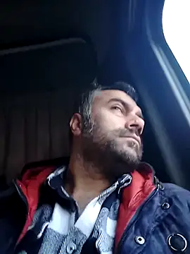 Snapshot of kevgir08 chatting on March 13, 4:38 am kevgir08 online show from March 13, 4:38 am