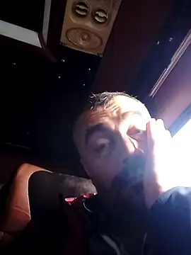 Snapshot of kevgir08 chatting on January 7, 1:21 pm kevgir08 online show from January 7, 1:21 pm