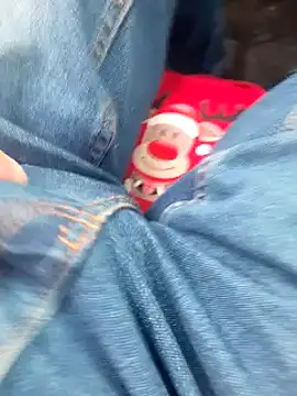 feet toes online show from December 29, 1:28 pm