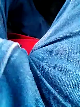 feet toes online show from February 21, 3:54 pm