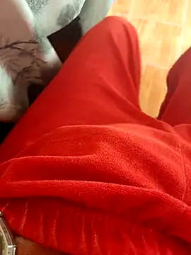 feet toes online show from May 4, 4:58 am