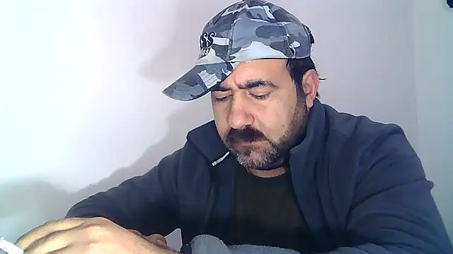 ZYXEL353 online show from December 18, 7:52 pm