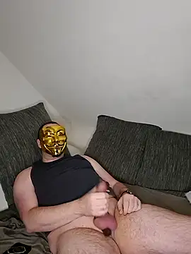 LeinadW online show from March 13, 6:14 pm