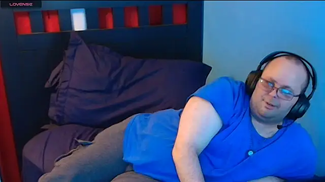 lefty15242 online show from November 2, 5:34 am