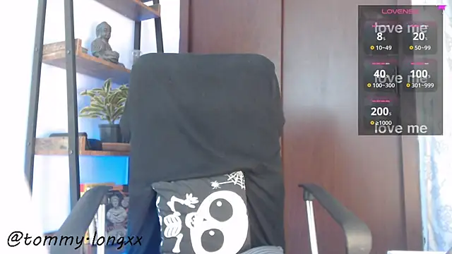 tommylongxx online show from September 21, 2:33 am