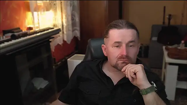 Mosiadz1975 online show from March 7, 11:37 pm