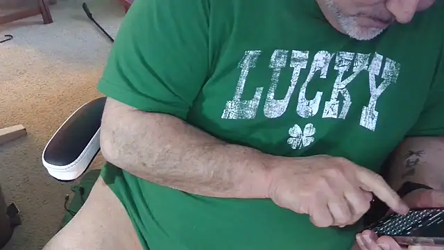 Snapshot of Drake_DVamp chatting on March 19, 12:23 pm Drake DVamp online show from March 19, 12:23 pm