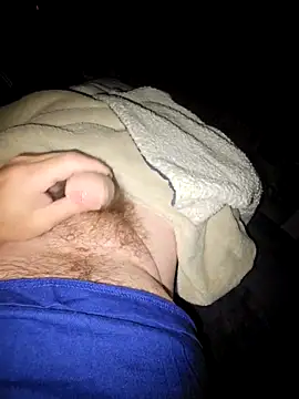 Snapshot of thefox92 chatting on October 2, 12:36 am thefox92 online show from October 2, 12:36 am