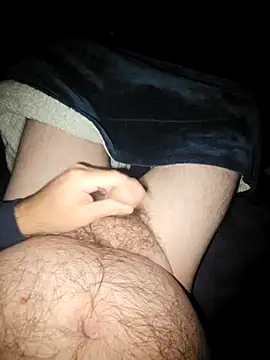 Snapshot of thefox92 chatting on October 18, 2:05 am thefox92 online show from October 18, 2:05 am