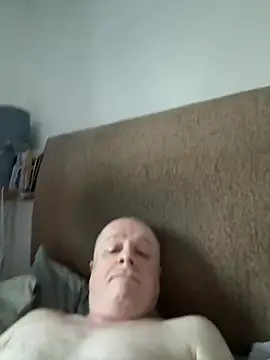 locallad88 online show from January 3, 8:54 am