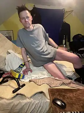 londonfuckwhore1 online show from April 9, 11:33 pm