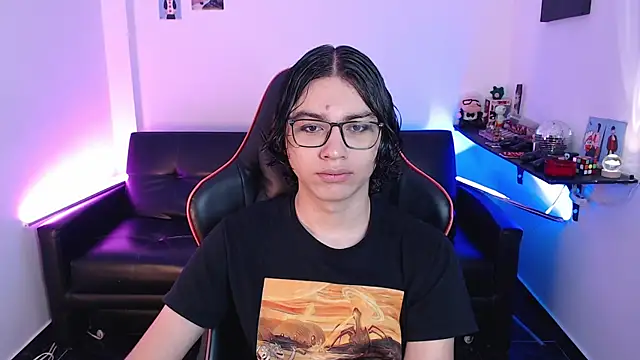 Snapshot of malik_harrison__ chatting on December 20, 3:00 pm malik harrison online show from December 20, 3:00 pm