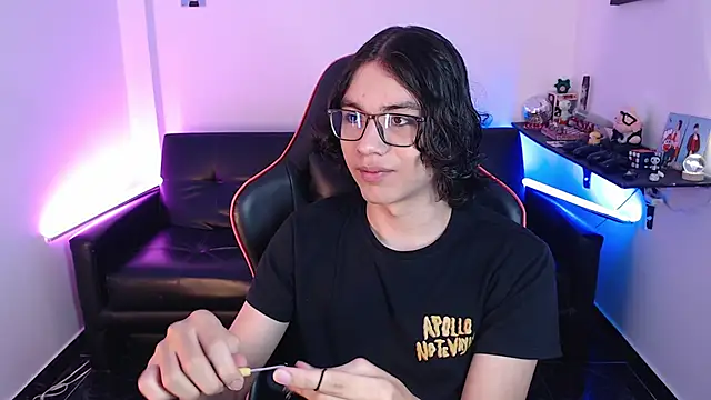 Snapshot of malik_harrison__ chatting on January 22, 2:56 pm malik harrison online show from January 22, 2:56 pm