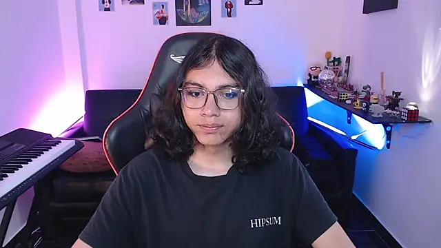 Snapshot of malik_harrison__ chatting on October 20, 3:38 pm malik harrison online show from October 20, 3:38 pm