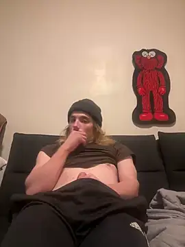 trippyski online show from January 3, 11:57 am