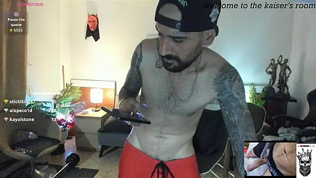 kaiser679  online show from March 8, 2:04 am