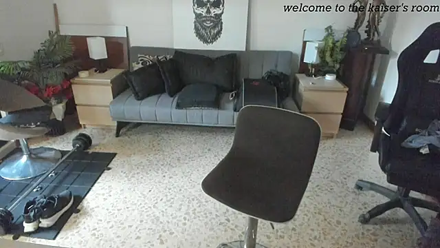 kaiser679  online show from February 28, 9:25 pm