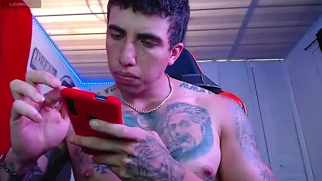 Adam Hudsond online show from March 18, 1:34 pm