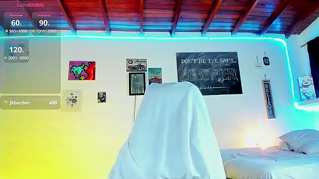 Snapshot of RyanCarter_ chatting on February 3, 1:41 am RyanCarter  online show from February 3, 1:41 am