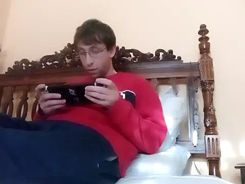 Snapshot of White_rabbit_ chatting on January 15, 3:29 pm White rabbit  online show from January 15, 3:29 pm