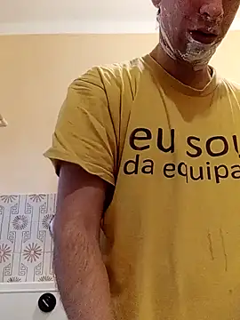 Snapshot of White_rabbit_ chatting on January 11, 4:46 pm White rabbit  online show from January 11, 4:46 pm