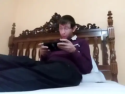 Snapshot of White_rabbit_ chatting on January 17, 8:59 pm White rabbit  online show from January 17, 8:59 pm