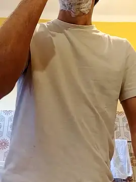 Snapshot of White_rabbit_ chatting on January 25, 10:40 am White rabbit  online show from January 25, 10:40 am