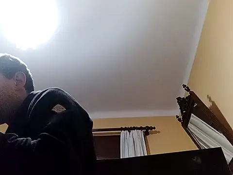 Snapshot of White_rabbit_ chatting on February 27, 9:14 pm White rabbit  online show from February 27, 9:14 pm