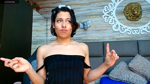 oliver  brown online show from November 22, 12:21 am