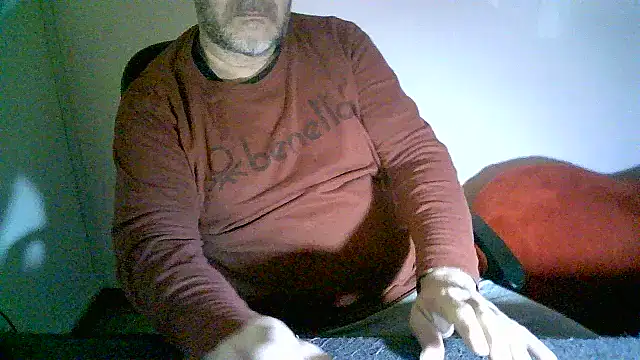 Greek Passion online show from December 15, 10:50 am