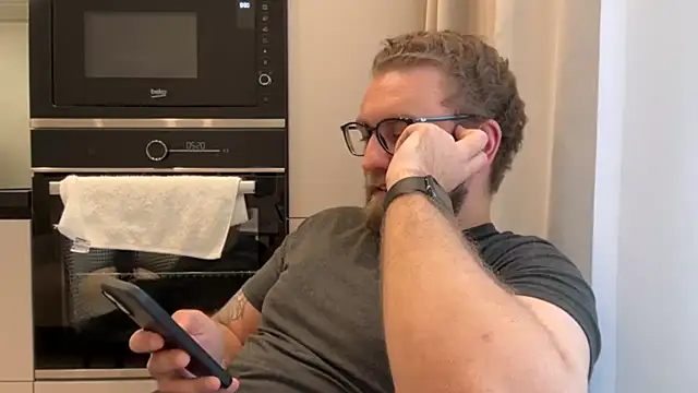 Bear bear  online show from April 8, 11:53 am