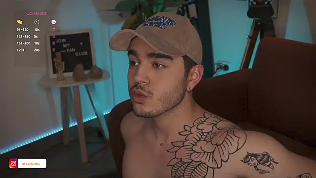 Arkaikomz online show from March 9, 9:14 pm