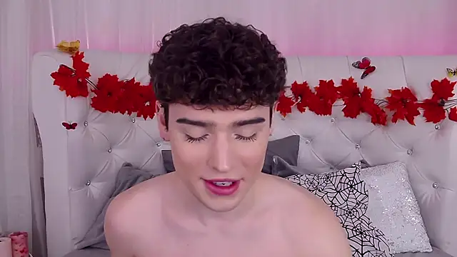 Snapshot of RobbyCharming chatting on October 25, 4:03 am RobbyCharming online show from October 25, 4:03 am