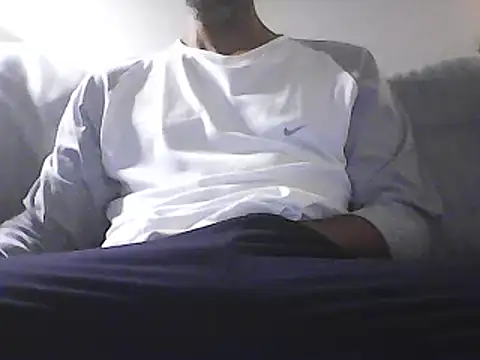 Malcomvs97 online show from September 29, 8:27 pm