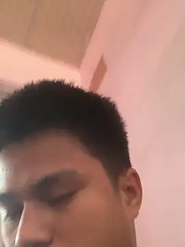 Hullax online show from March 3, 2:41 am