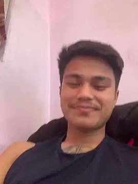 Hullax online show from April 10, 3:02 am