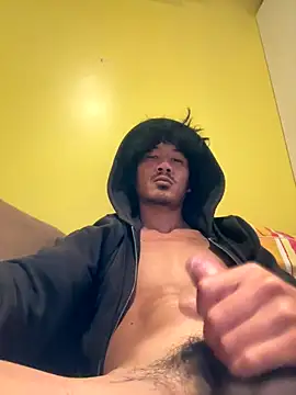 juniiorre online show from December 19, 8:33 am