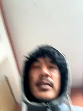 juniiorre online show from October 26, 3:58 pm