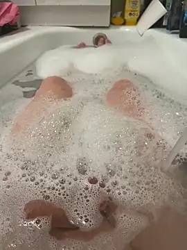 Snapshot of David19932908 chatting on February 12, 4:55 pm David19932908 online show from February 12, 4:55 pm