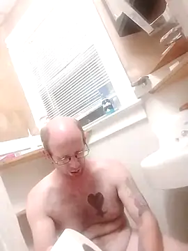 Snapshot of TaylorBlaze chatting on October 12, 10:59 pm TaylorBlaze online show from October 12, 10:59 pm