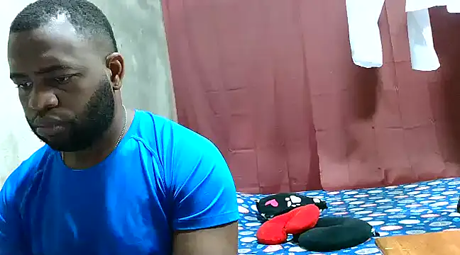 2ocmaxi online show from March 5, 7:39 pm