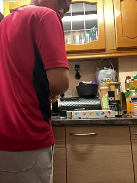 bigbrown- online show from January 24, 5:21 am