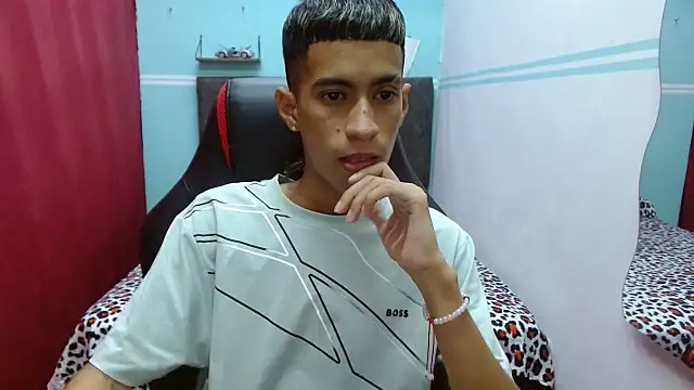 Angelstripboy online show from October 11, 5:39 pm