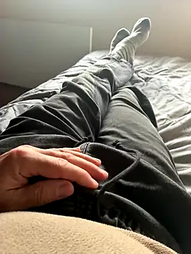 vanjbi45 online show from December 3, 2:34 pm