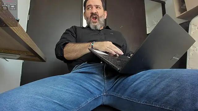 Maxi TheBigDaddy online show from May 26, 1:07 pm