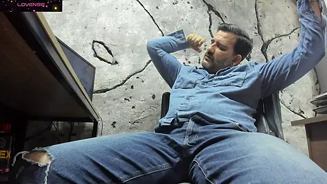 Maxi TheBigDaddy online show from September 16, 3:35 pm